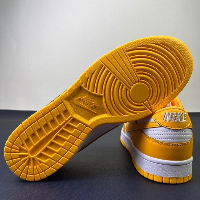 Free shipping from annareps Nike Dunk SB Low Free shipping