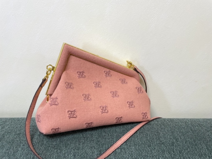 Annareps Great quality F*endi Top Bag 26*9.5*18CM Free shipping