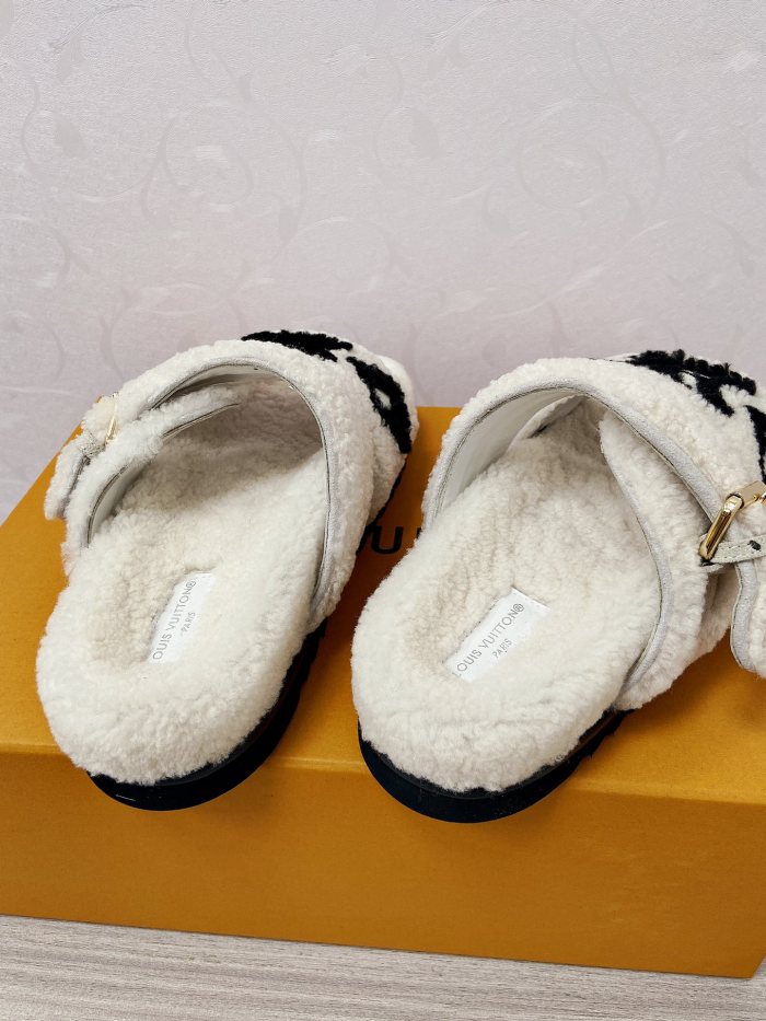 Annareps Great quality Women L*ouis V*uitton Top Sandals Free shipping