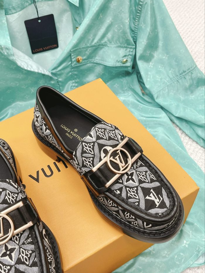 Annareps Great quality Women L*ouis V*uitton Top Sneaker Free shipping