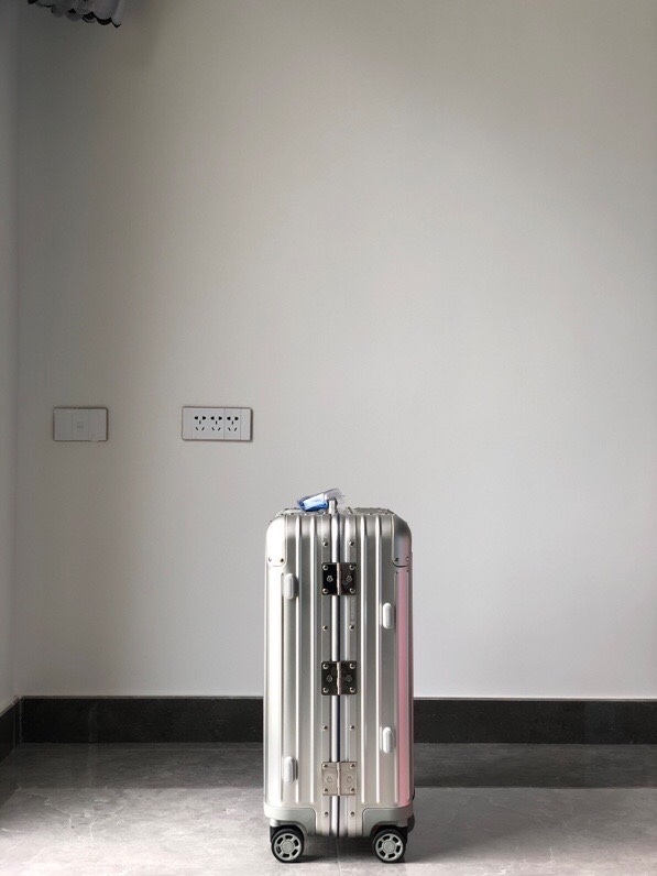 R*imowa Luggage 21 inch (annareps) Free shipping