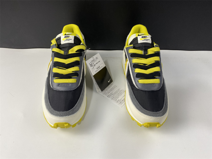 Free shipping from annareps Sacai x Nike Vapor Waffle Free shipping