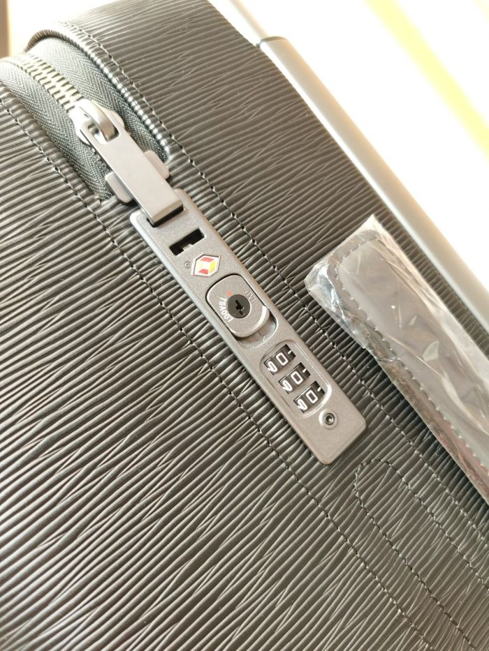 L*ouis V*uitton Luggage (annareps) Free shipping