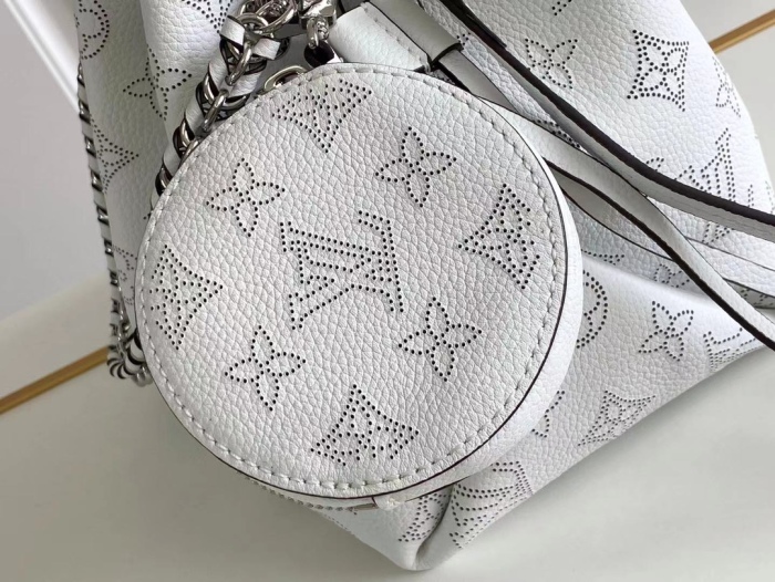 Annareps Great quality L*ouis V*uitton Top Bag 19*22*14cm Free shipping