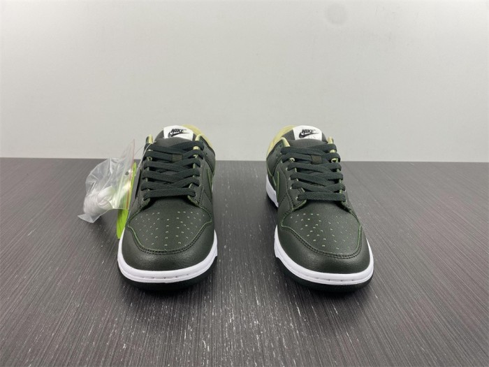 Free shipping from annareps Nike DUNK LOW LX DM7606 300 Free shipping