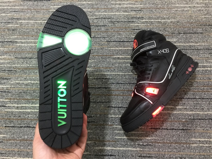 Annareps Great quality Men L*ouis V*uitton Rivoli Top Sneaker Free shipping