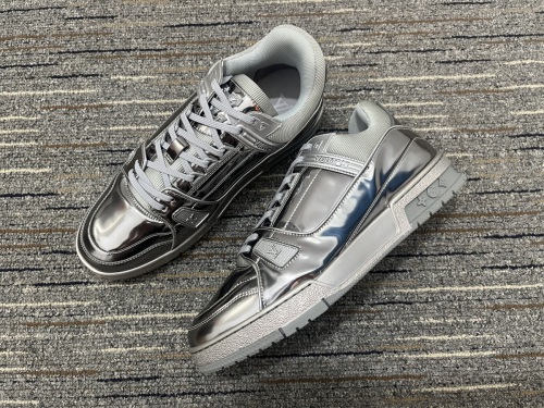 Annareps Great quality Men L*ouis V*uitton Top Sneakers Free shipping