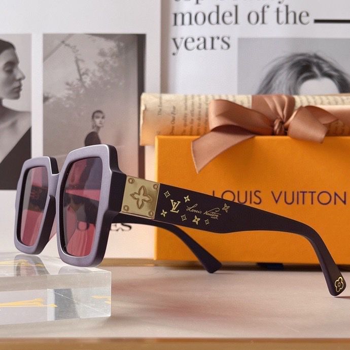Annareps Great quality Top Quality L*ouis V*uitton Glasses Free shipping