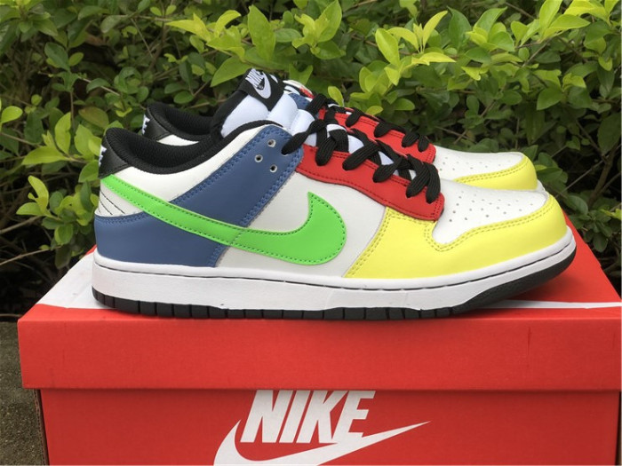 Free shipping from annareps Nike SB Dunk Low Green Strike DD1503 106 Free shipping