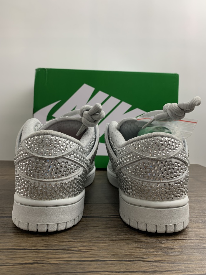 Free shipping from annareps Nike dunk SB Low pro Free shipping
