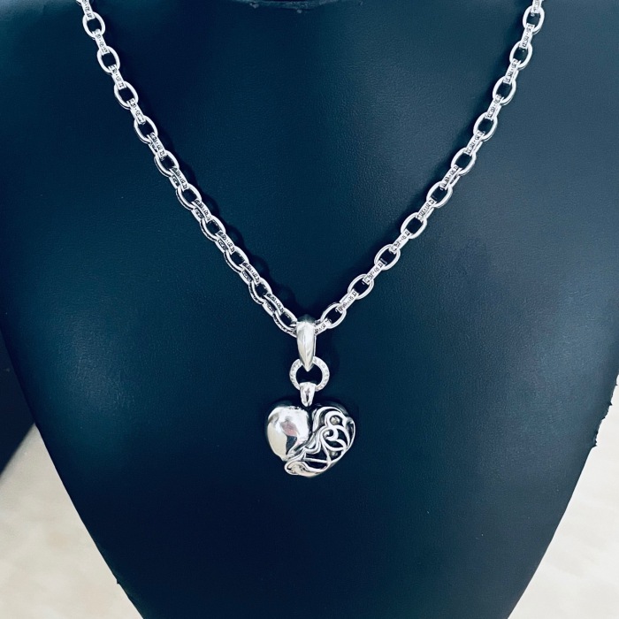 Annareps Great quality Copy Necklace C*hrome H*earts Free shipping