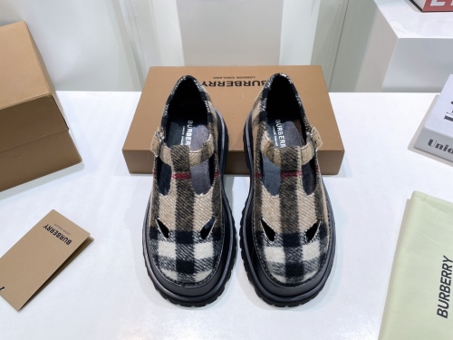 Annareps Great quality Women B*urberry Top Sneaker Free shipping
