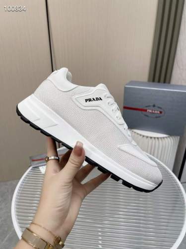 Men P*rada Top Sneaker （ annareps ） Free shipping
