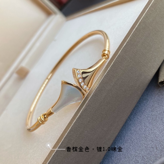 Annareps Great quality Bracelet Free shipping