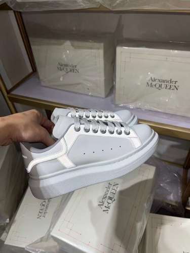 Annareps Great quality Men Women A*lexander M*cqueen Top Sneaker Free shipping