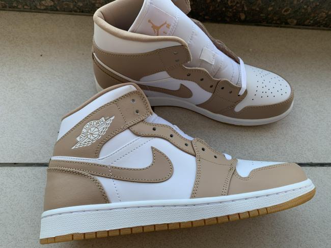 Annareps Great quality Air Jordan 1 Mid Free shipping