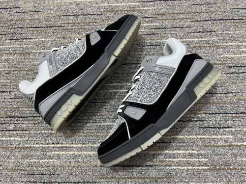 Annareps Great quality Men L*ouis V*uitton Top Sneakers Free shipping