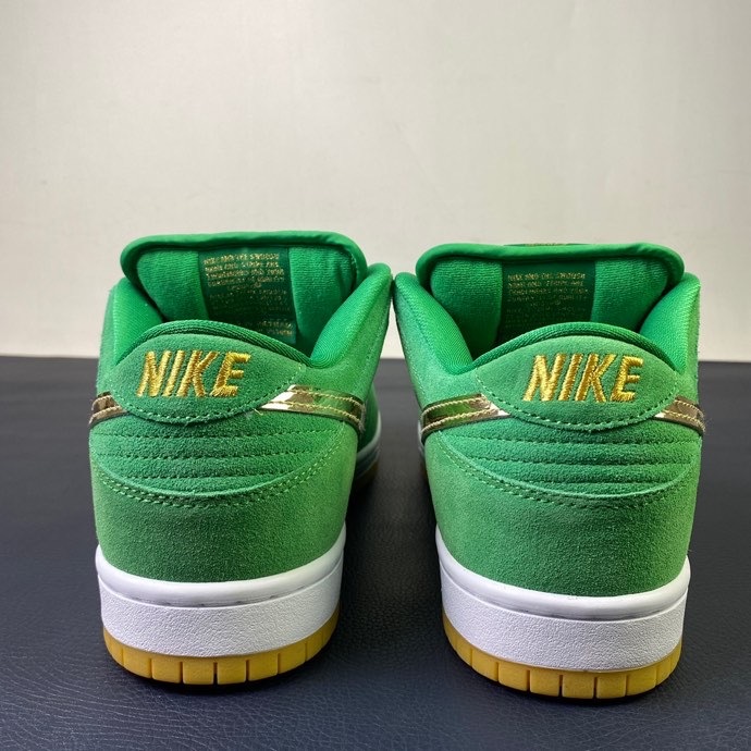 Free shipping from annareps Nike SB Dunk Low Free shipping