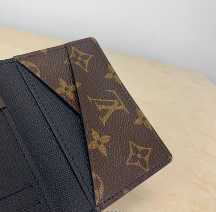 Annareps Great quality L*ouis V*uitton Bag Top Quality 7.5*11*1CM Free shipping