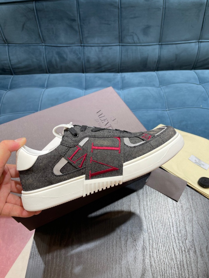Annareps Great quality Women Men V*alentino Top Sneakers Free shipping