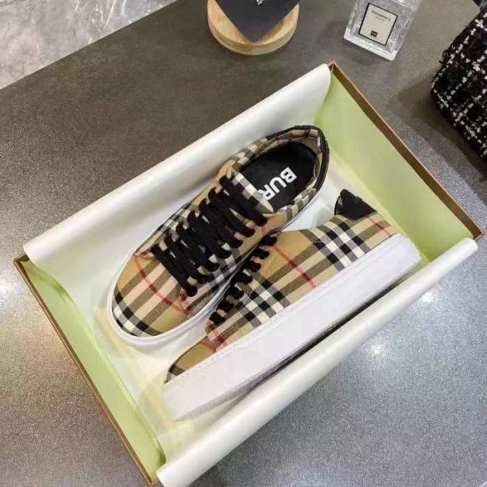 Annareps Great quality Men B*urberry Top Sneaker Free shipping