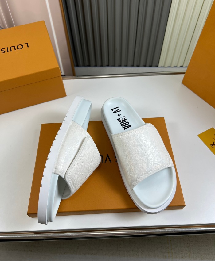Men   L*ouis V*uitton Top Slippers (annareps) Free shipping