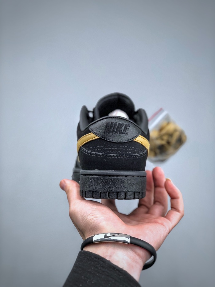 Free shipping from annareps NIKE  sb dunk