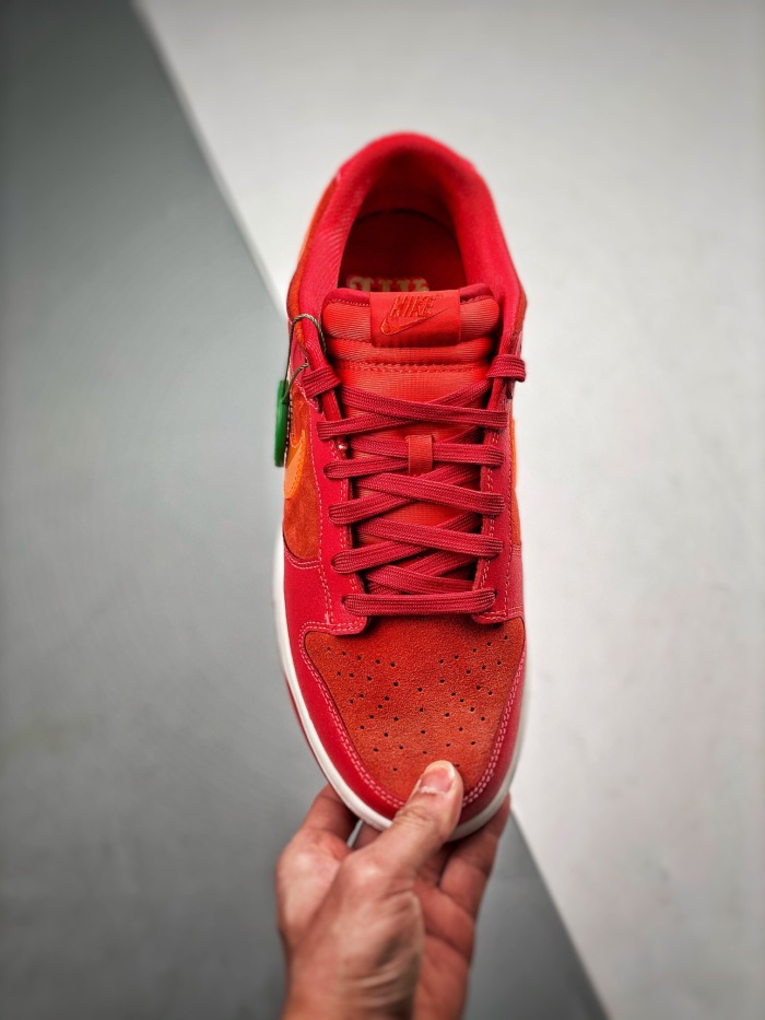 Free shipping from annareps NIKE  sb dunk