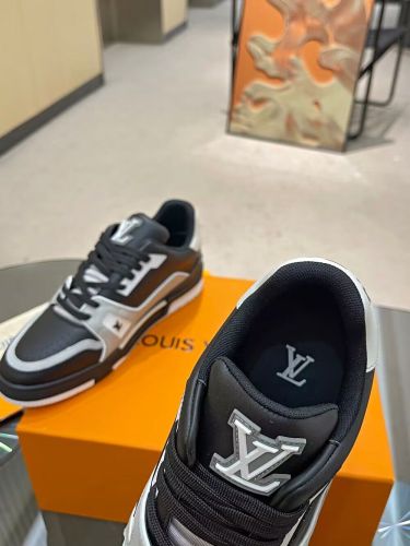 Men Wome L*ouis V*uitton Top Sneaker  Free shipping
