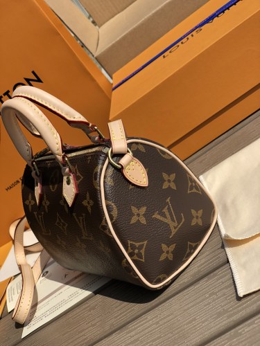 Annareps Great quality L*ouis V*uitton Bag Top Quality Free shipping