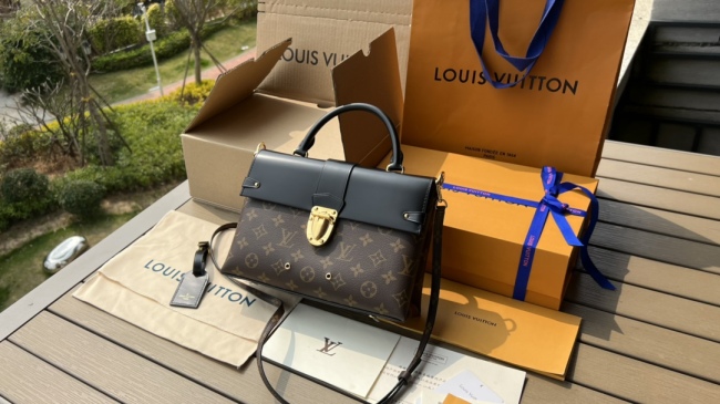 Annareps Great quality L*ouis V*uitton Bag Top Quality Free shipping