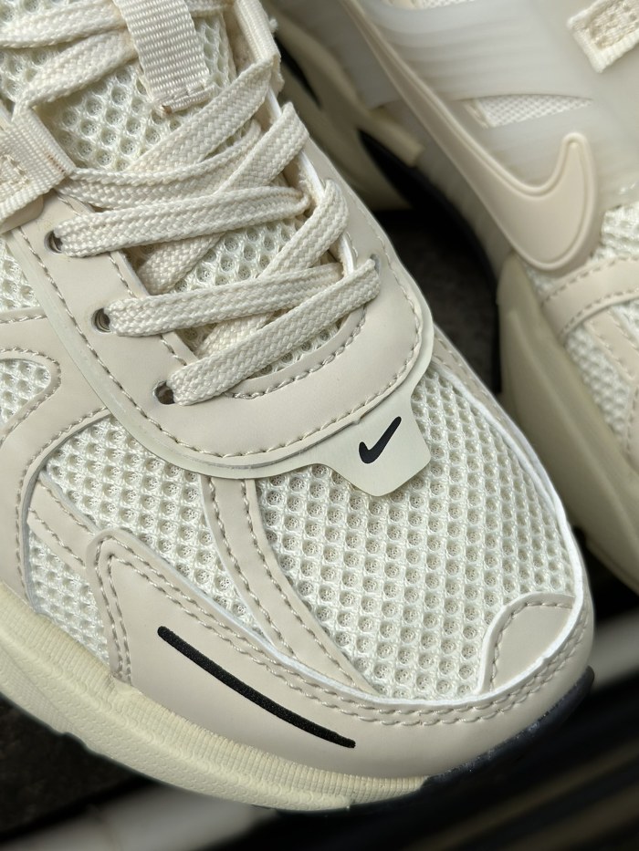 Annareps Great quality Men Women B*alenciaga Top Sneakers Free shipping