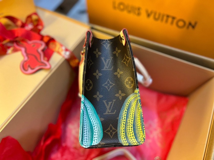 L*ouis V*uitton Top Bag (Annareps)