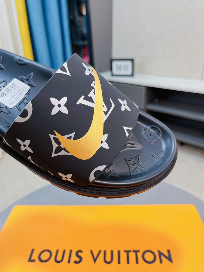 Men L*ouis V*uitton Top Slippers (Annareps)