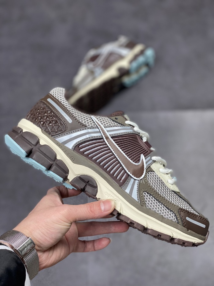 Nike Zoom Vomero 5 SP (Annareps)