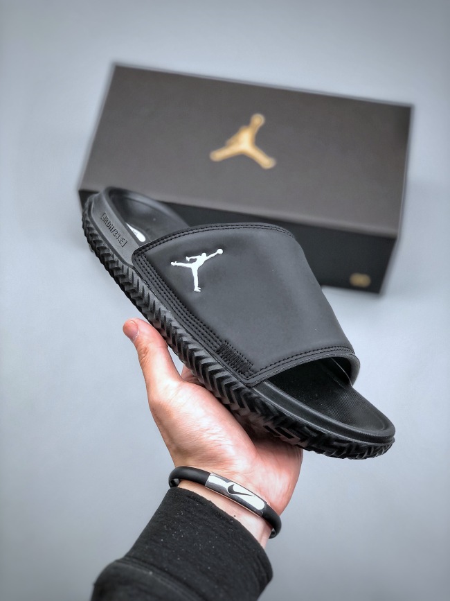 Nike Air Jordan play Slippers (Annareps)