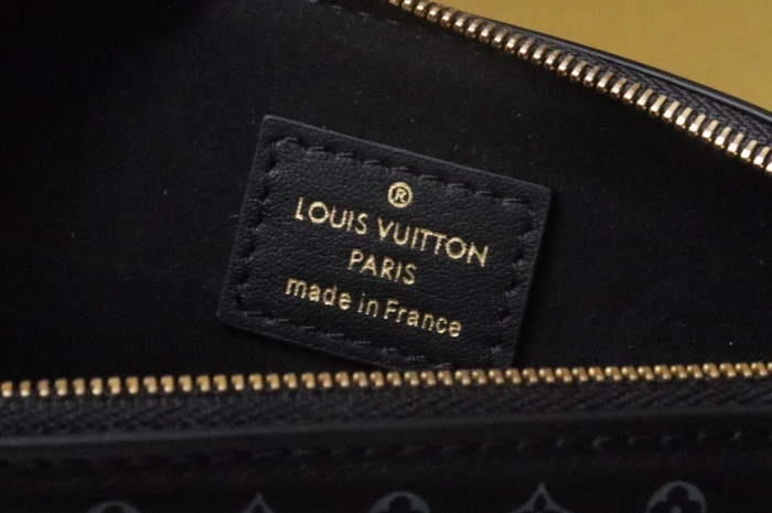 L*ouis V*uitton Top Bag (Annareps)
