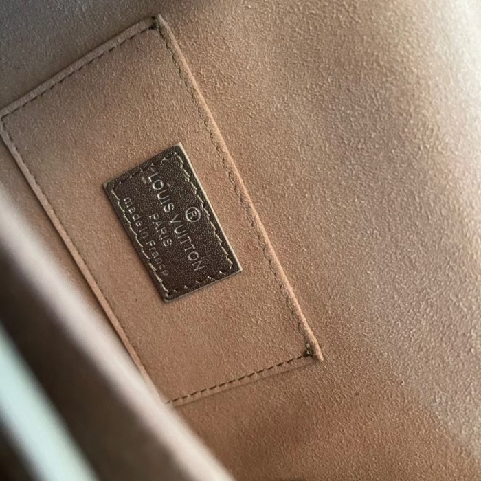 L*ouis V*uitton M21740 Top Bag (Annareps)