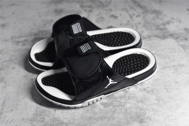 Nike Air Jordan 11 Slippers (Annareps)