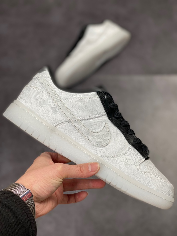 Nike SB Dunk Low (Annareps)