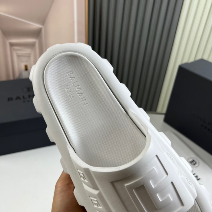Men B*almain Top Slippers (annareps)