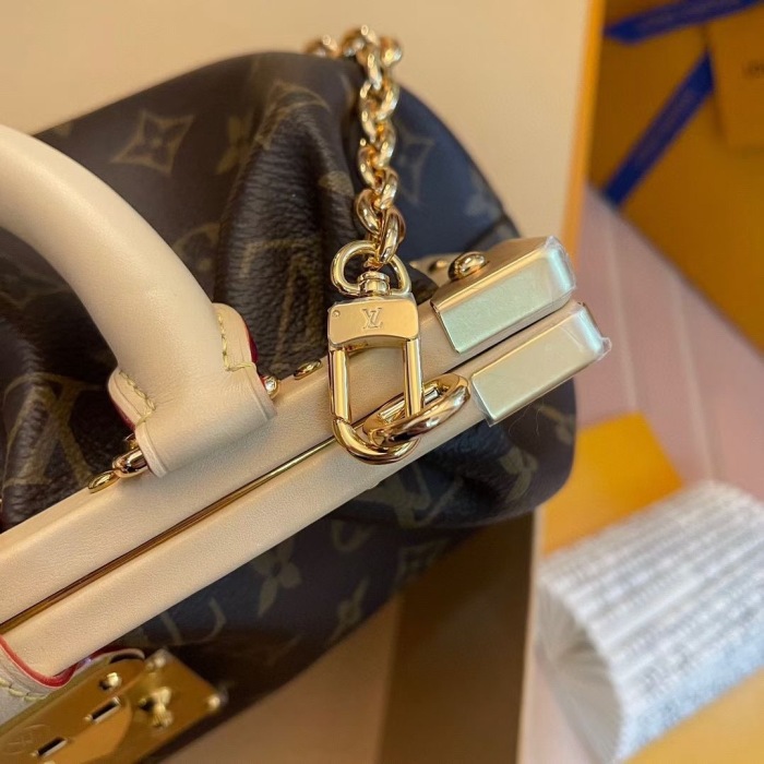 L*ouis V*uitton Top Bag (Annareps)
