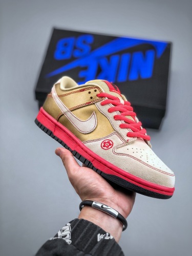 Nike SB Dunk Low (Annareps)