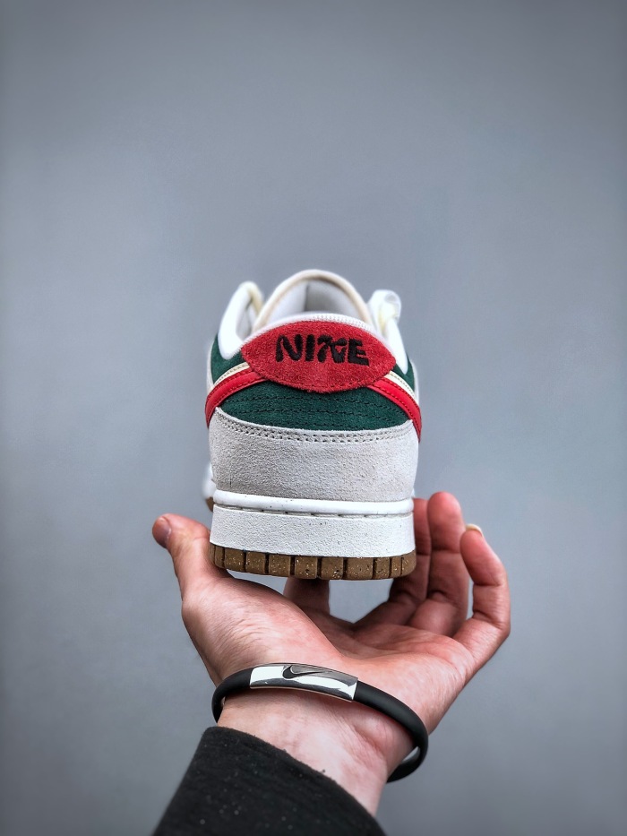 Nike SB Dunk Low (Annareps)