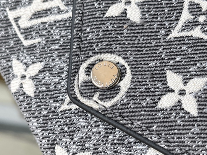L*ouis V*uitton Top Bag (Annareps)