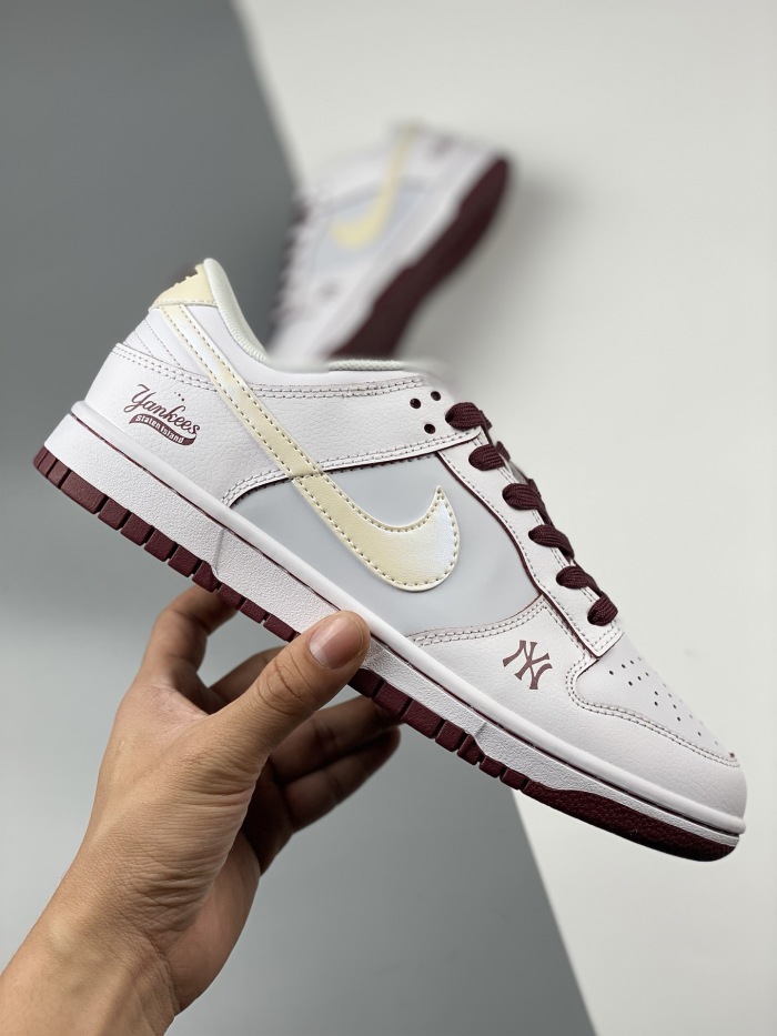 Nike SB Dunk Low (Annareps)