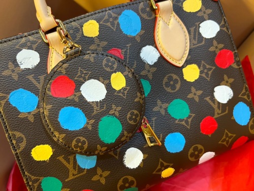 L*ouis V*uitton Top Bag (Annareps)