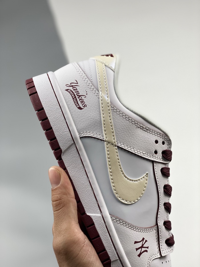 Nike SB Dunk Low (Annareps)