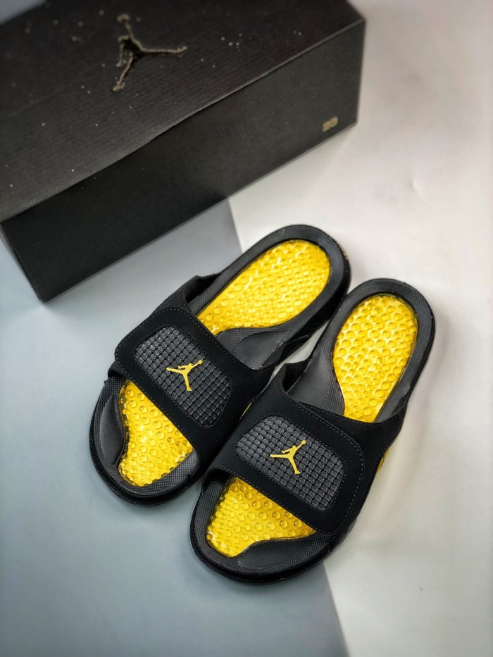 Nike Air Jordan 4 Slippers (Annareps)