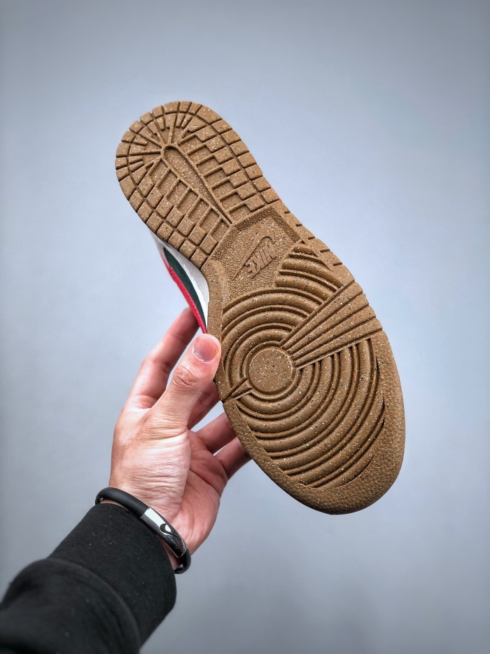 Nike SB Dunk Low (Annareps)